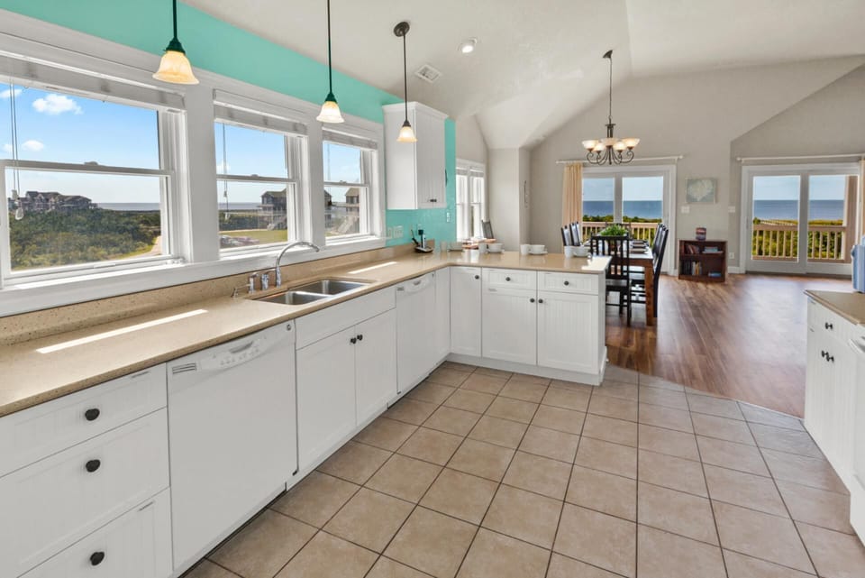 Surf-or-Sound-Realty-440-Fire-Island-Kitchen-2