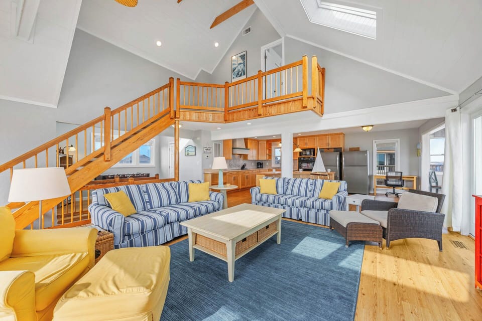 Surf or Sound Realty - 6 - Vista - Great Room -1