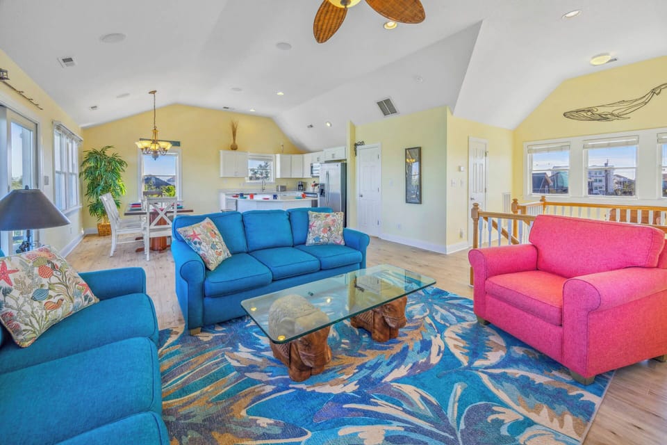 Surf or Sound Realty - 713 - Jake's Wake - Great Room -3