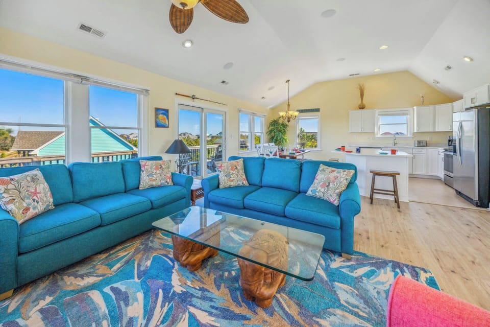 Surf or Sound Realty - 713 - Jake's Wake - Great Room -2