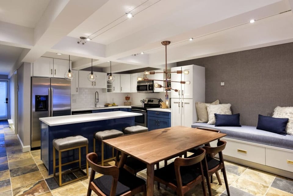 Kitchen with Island Seating for 3 & Dining Area with Seating for 6