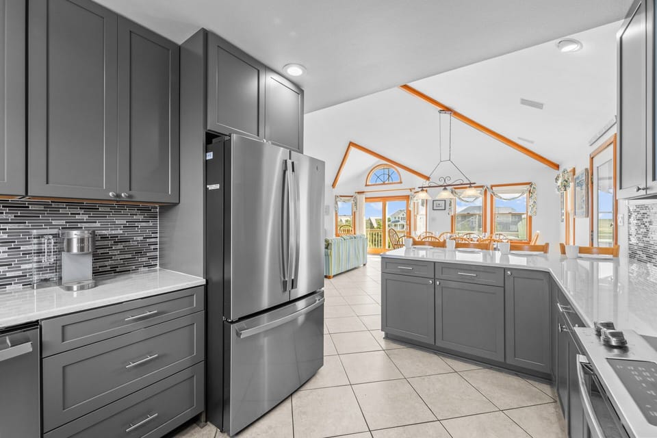 Surf or Sound Realty - 202 - Life's a Beach - Kitchen -4