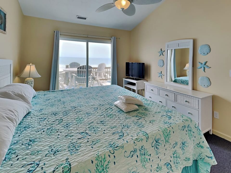 Fourth Bedroom - King Bed with Deck Access