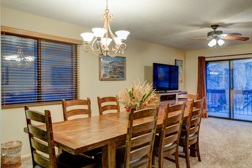 1475-park-ave-dining-1