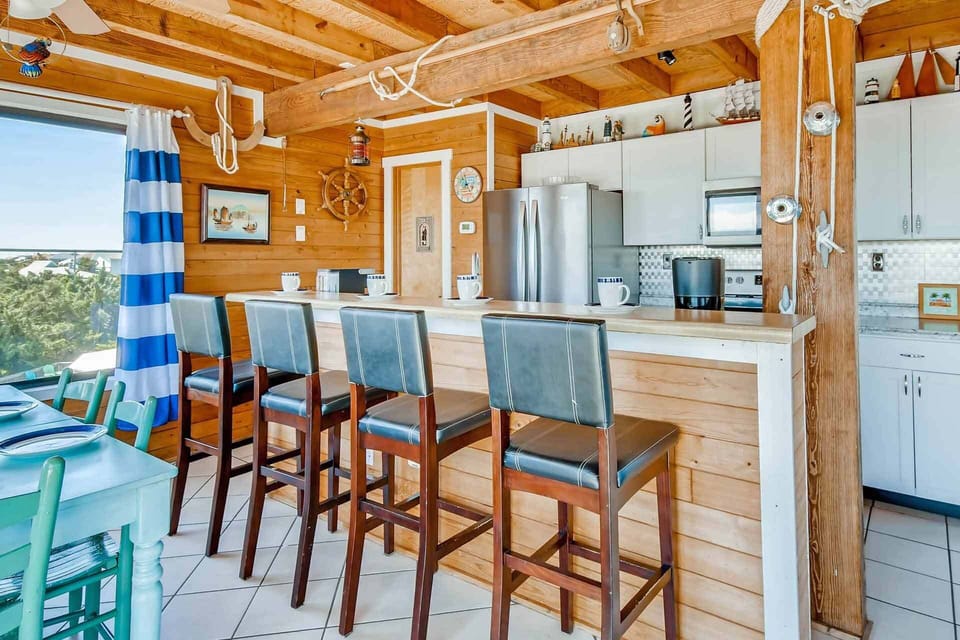 Surf-or-Sound-Realty-43-Parrot'dice-Kitchen-2