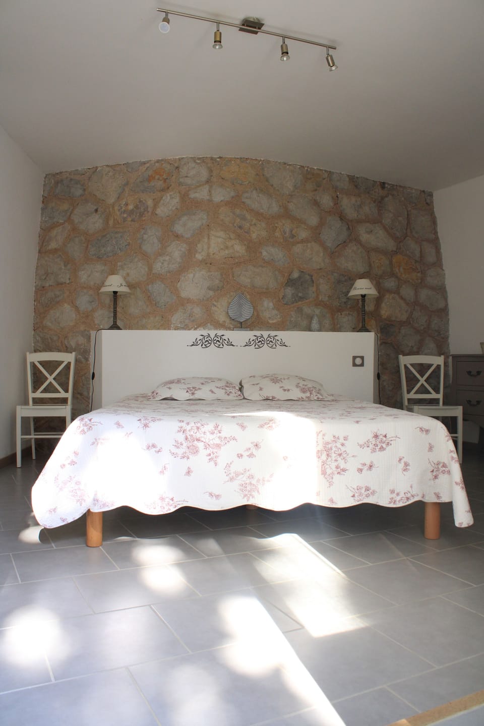 Double Room (Clos du Madon) | Individually decorated, individually furnished, iron/ironing board