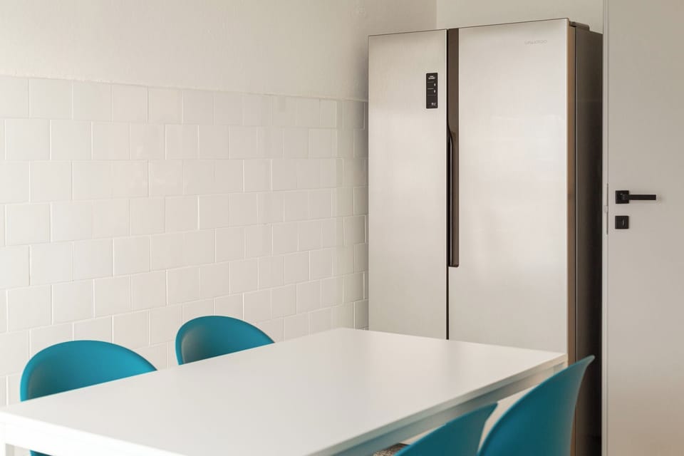 Comfort Apartment, 2 Bedrooms, Balcony, City View | Dining room