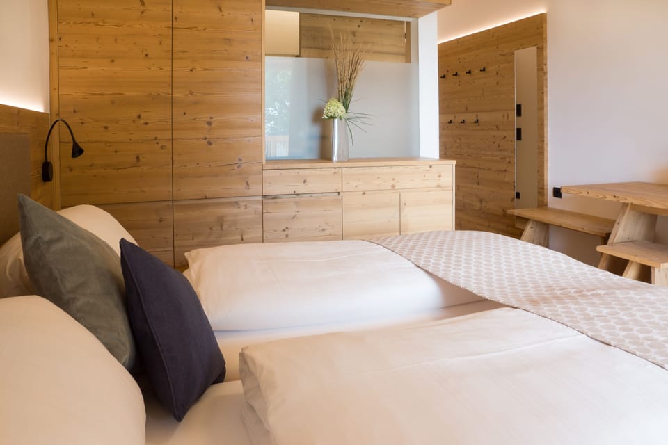 Deluxe Double Room, Balcony, Garden View | Premium bedding, desk, free WiFi