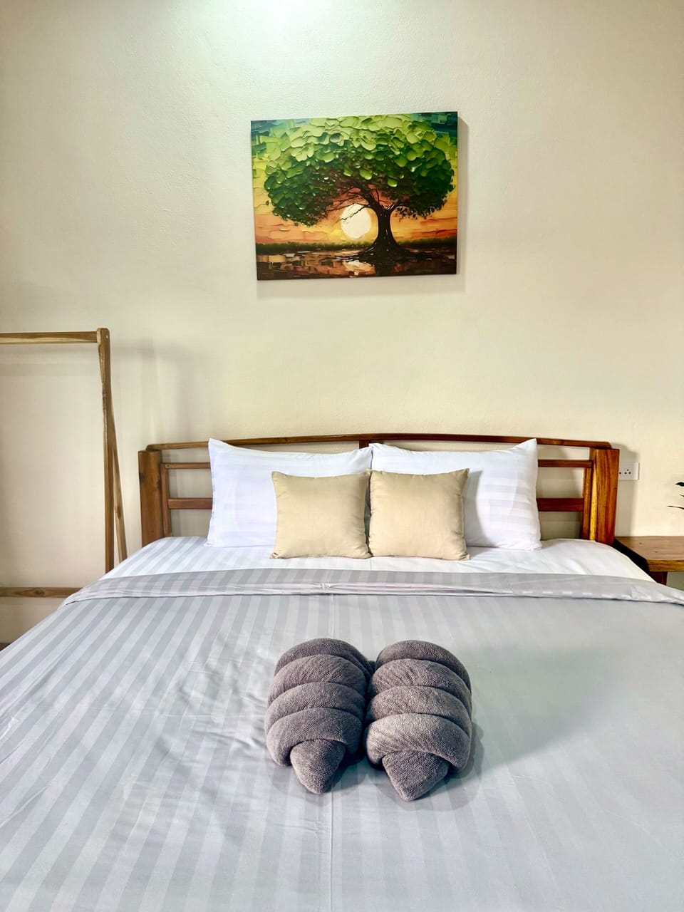 Deluxe Room | Free WiFi