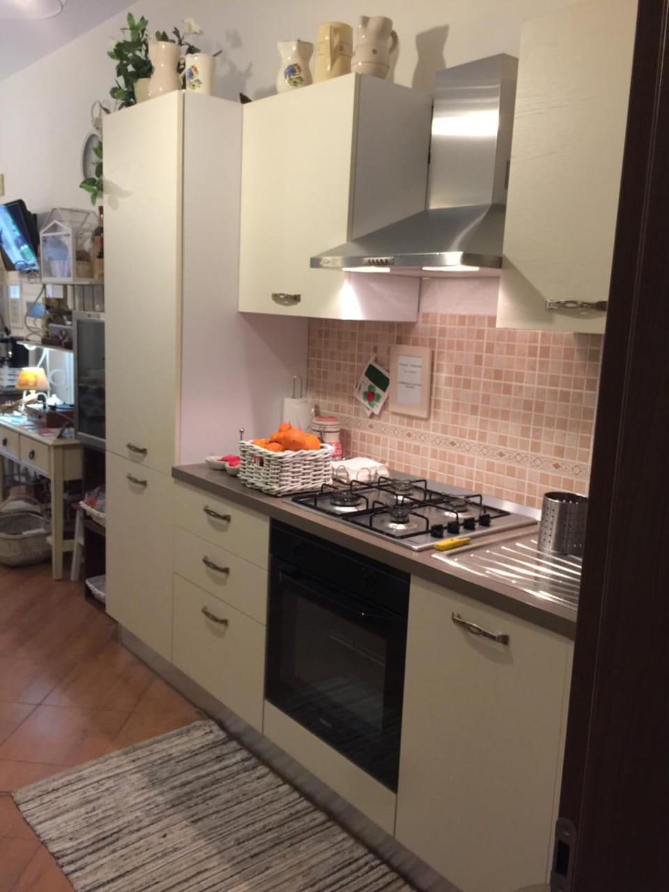 Cookware/dishes/utensils