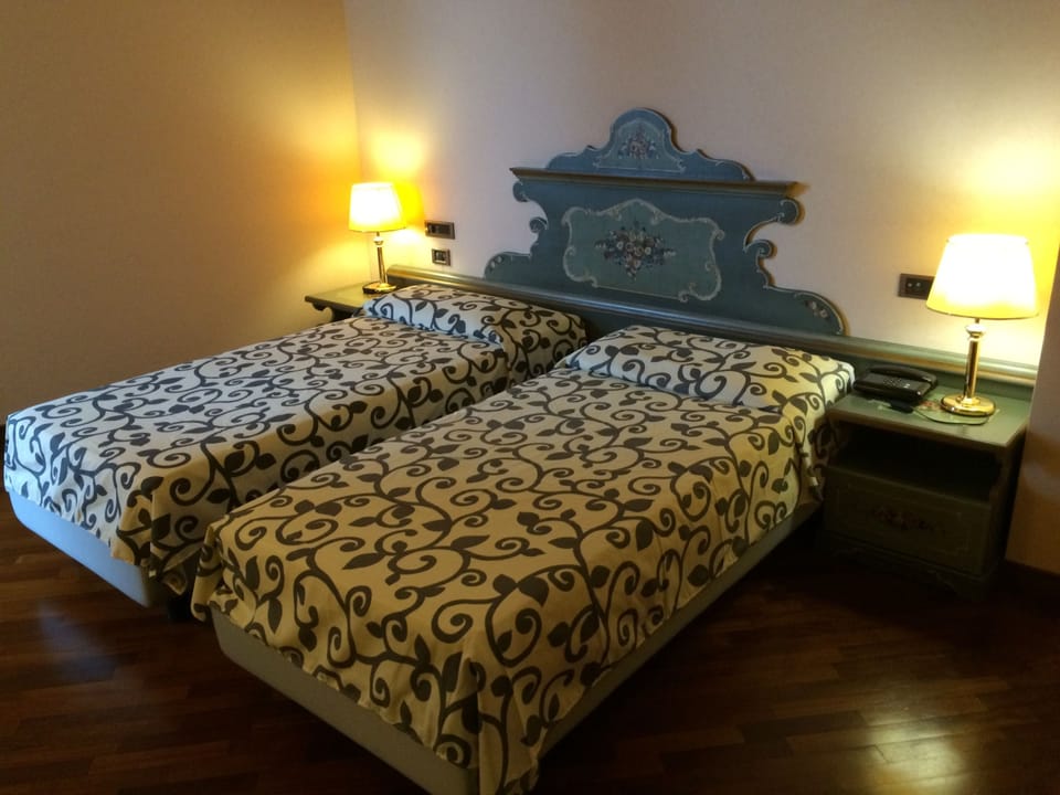 Premium bedding, in-room safe, desk, soundproofing