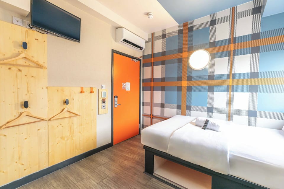 Standard Double Room, 1 Double Bed, Accessible | Laptop workspace, soundproofing, iron/ironing board, free WiFi
