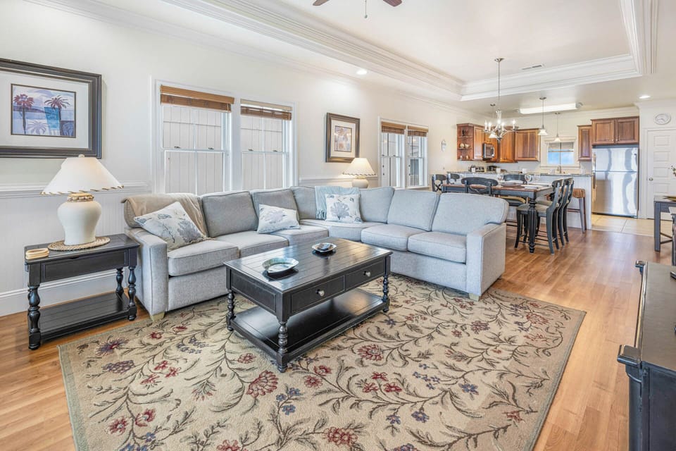 Surf or Sound Realty - 719 - Never Forgotten - Great Room -3
