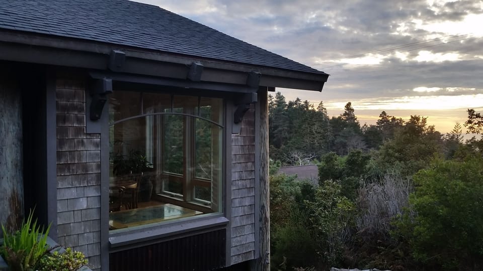 Enjoy the inspirational views from the 7 dramatic floor-to-ceiling windows