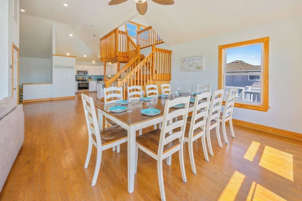 Surf or Sound Realty - 427 - Just Beachy - Dining Area -1