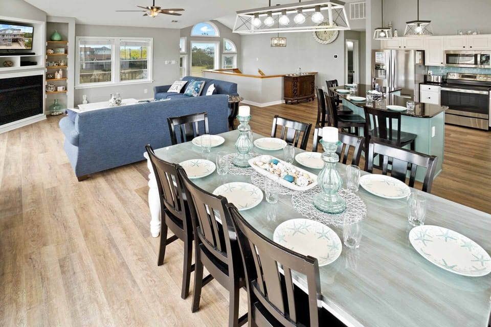 Surf-or-Sound-Realty-300-Dancing-Dunes-Dining-Area