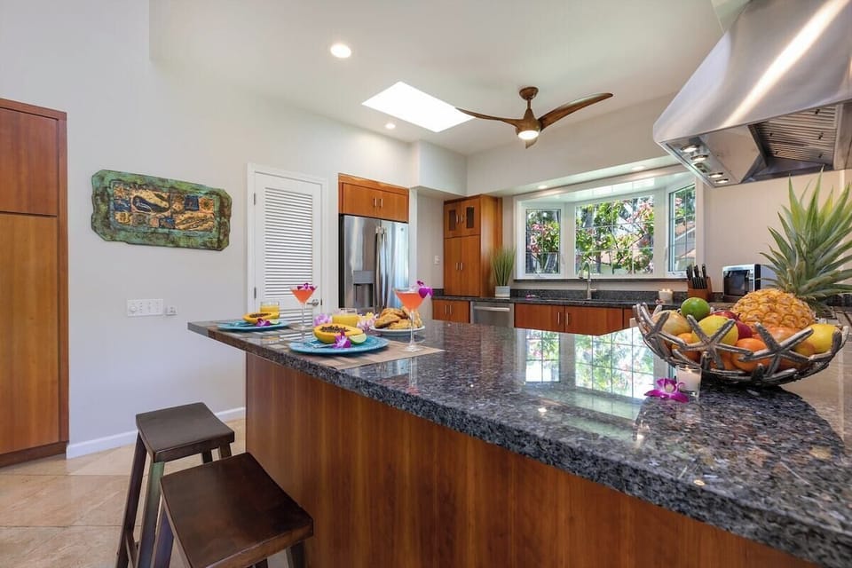Lanai Villas 38 Kitchen
