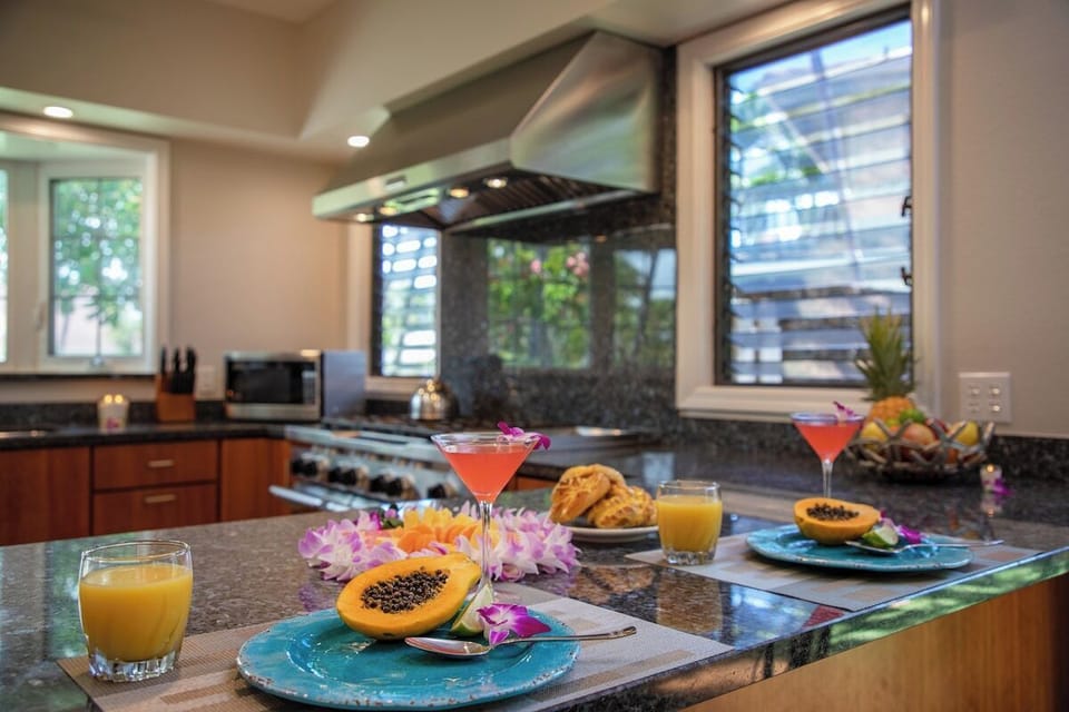 Fine Dining - Lanai Villas 38