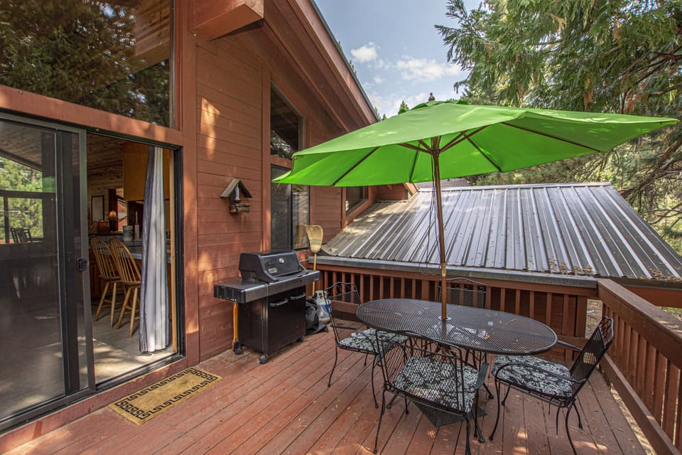 Dollar Point Vance Exterior Deck BBQ - Dollar Point Vance Exterior Deck BBQ