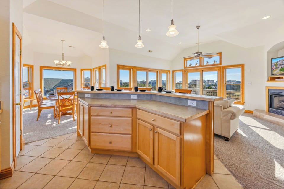 Surf or Sound Realty - 573 - Lou's Retreat - Kitchen -5