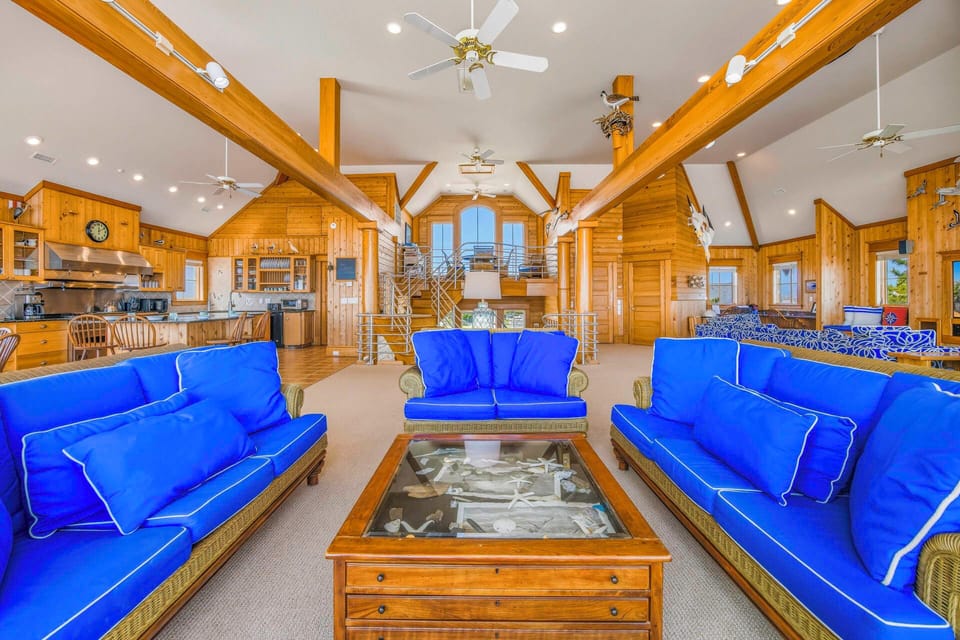 Surf or Sound Realty - 603 - Seven Cousins Cottage - Great Room -8