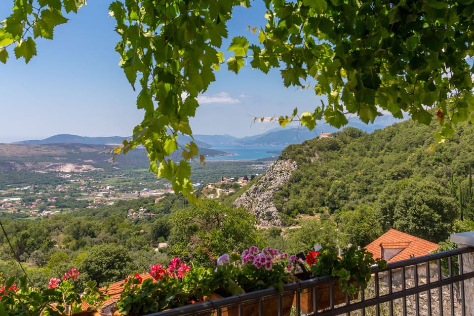 Enjoy in Boka Bay View.