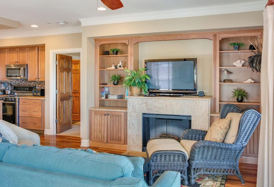 CSC2K: Happy Days | Living Area