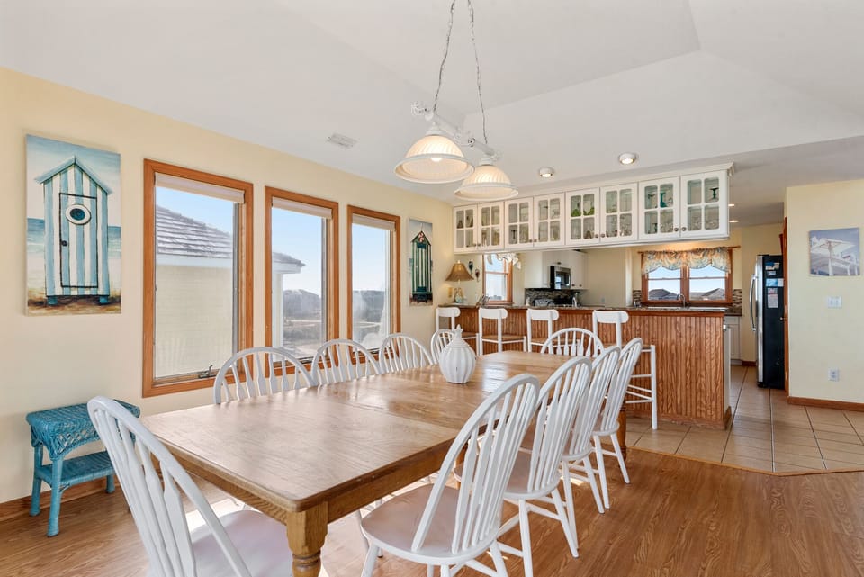 SS67: Make A Wish | Top Level Dining Area