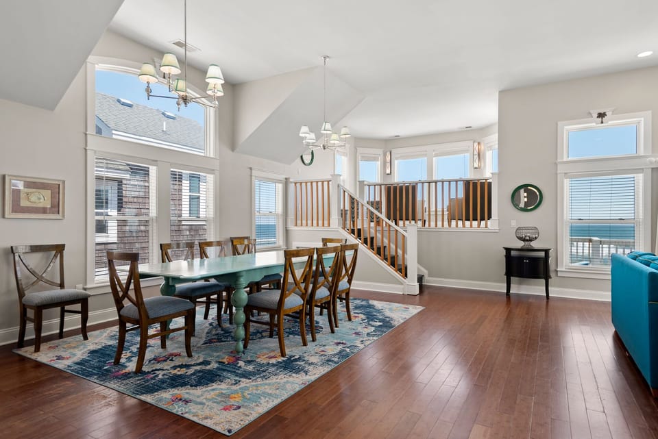 JR25: Beach Breeze | Top Level Dining Area