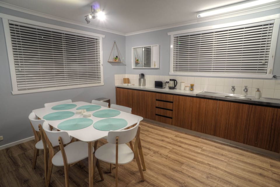 Combined Kitchen / Dining with seating for 6