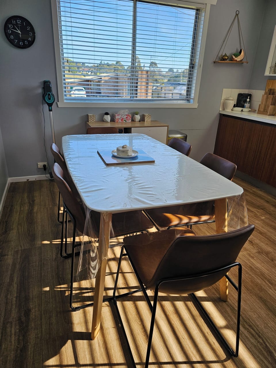 Dining
Eat-in Kitchen / dining area