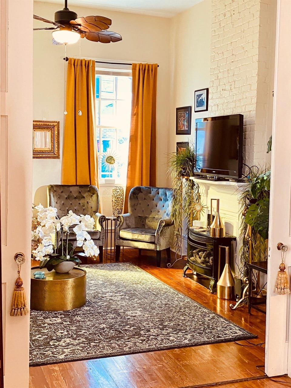 New Orleans style living room