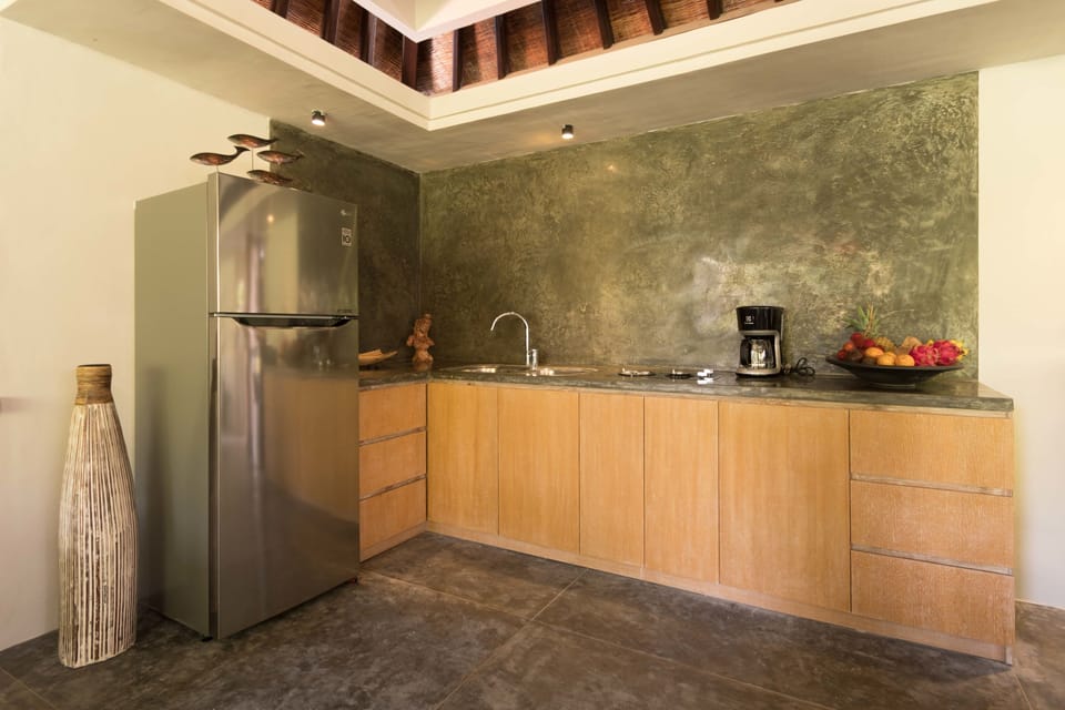 Superior Villa (2 Bedrooms) | Private kitchenette | Electric kettle