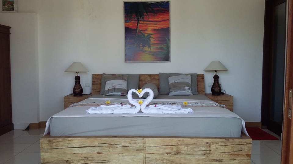 Deluxe Double Room | Soundproofing, WiFi (free), bed sheets