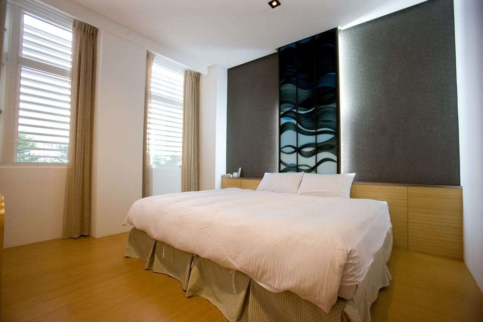 Standard Double Room | Premium bedding, individually decorated, desk, blackout drapes