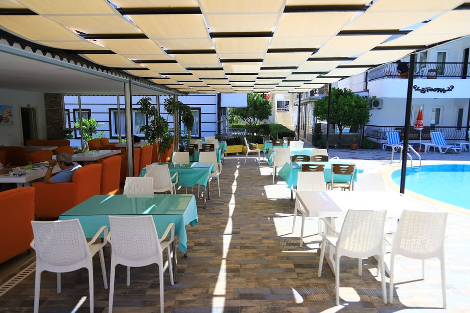 Food court