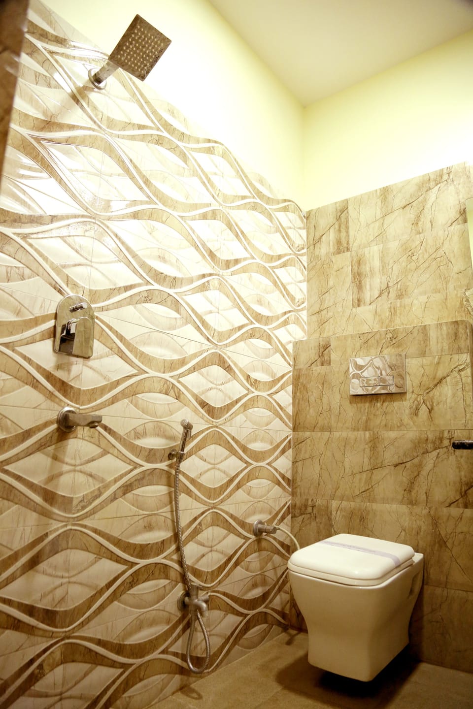 Deluxe Double or Twin Room, 1 Double Bed | Bathroom | Shower, free toiletries, hair dryer, towels