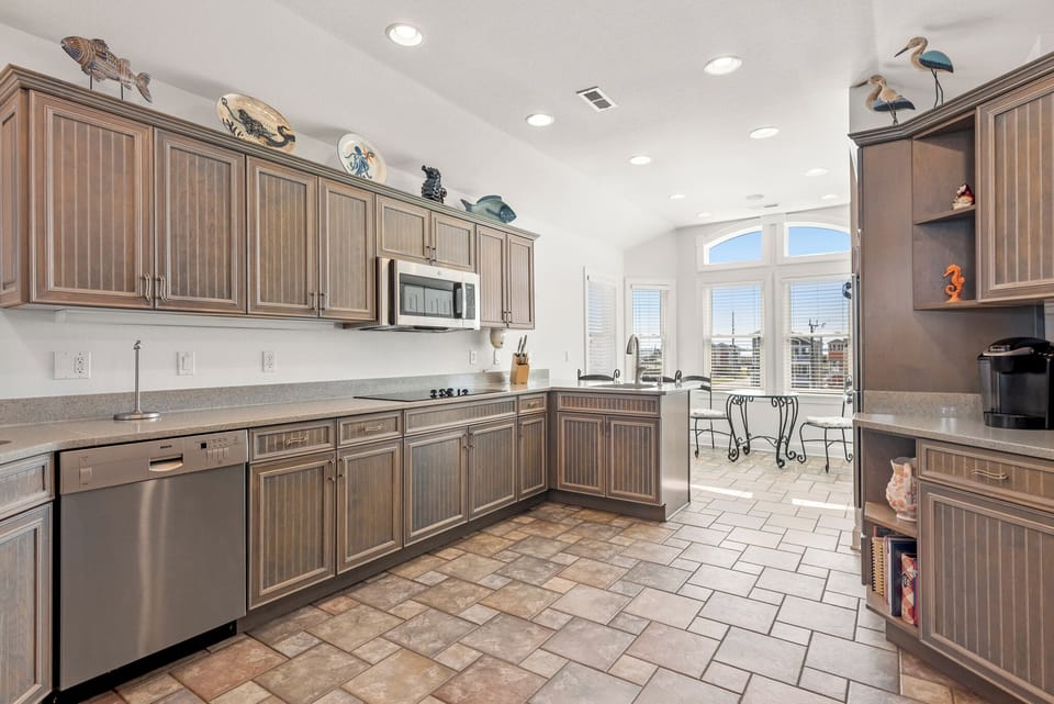 NH09: Home Again | Top Level Kitchen