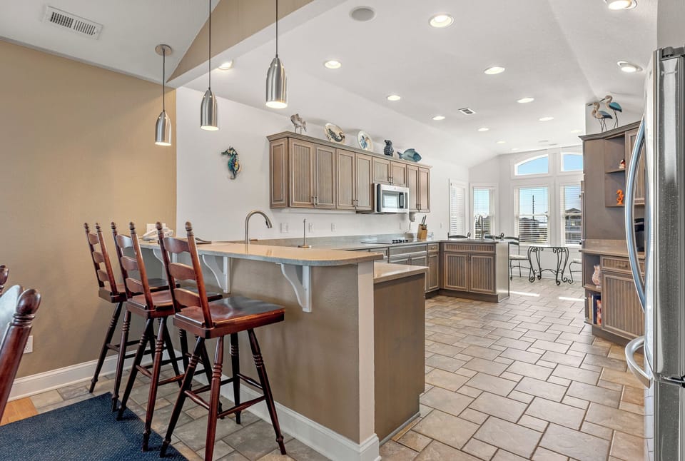NH09: Home Again | Top Level Kitchen