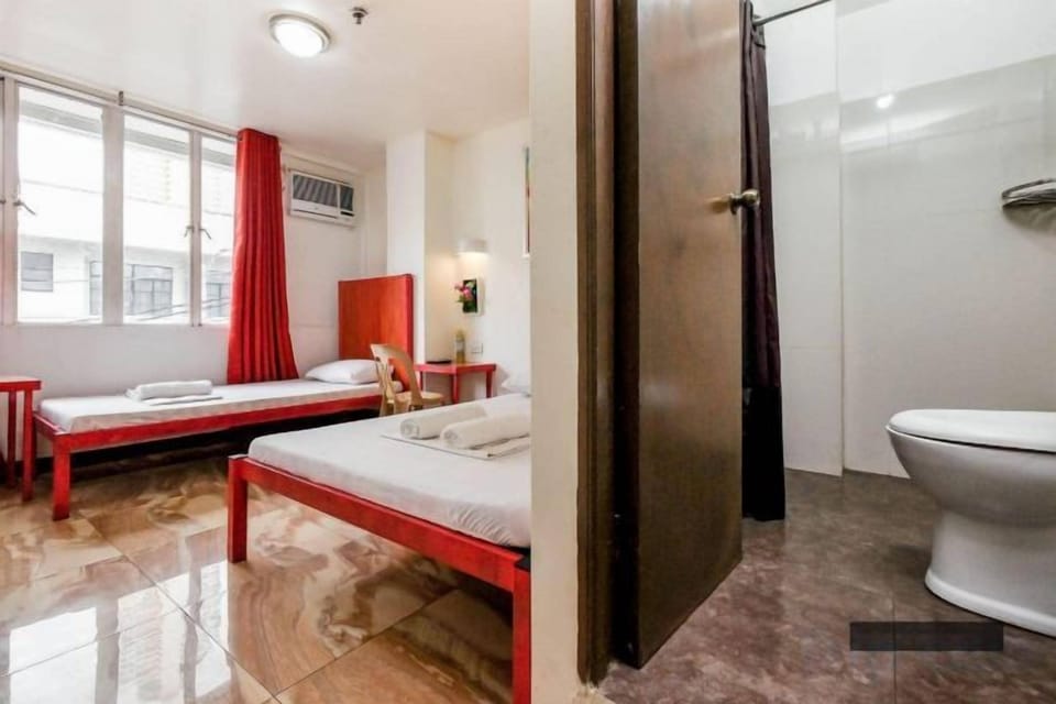 Stay Malate (Wanderers Guest House) Hostel in Manila City