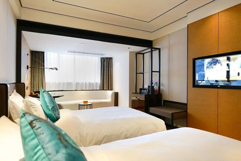 In-room safe, desk, blackout drapes, soundproofing