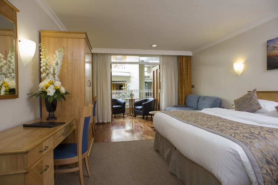 Double Room (Atrium) | In-room safe, desk, iron/ironing board, free WiFi