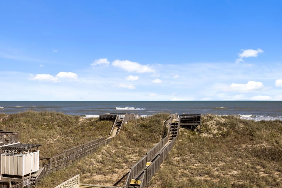 KD25: Atlantic Watch | Private Beach Access