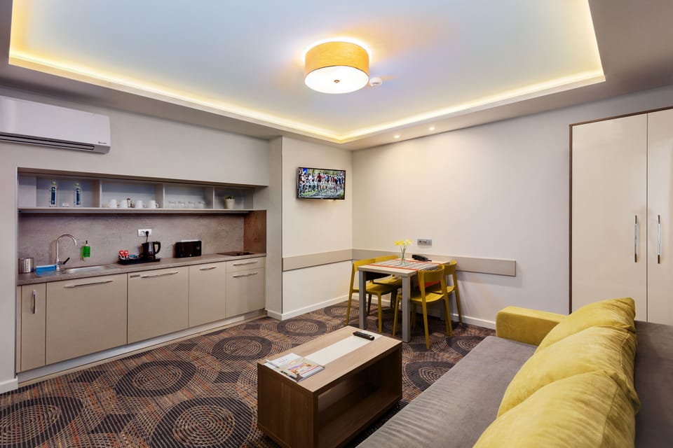 Private kitchenette