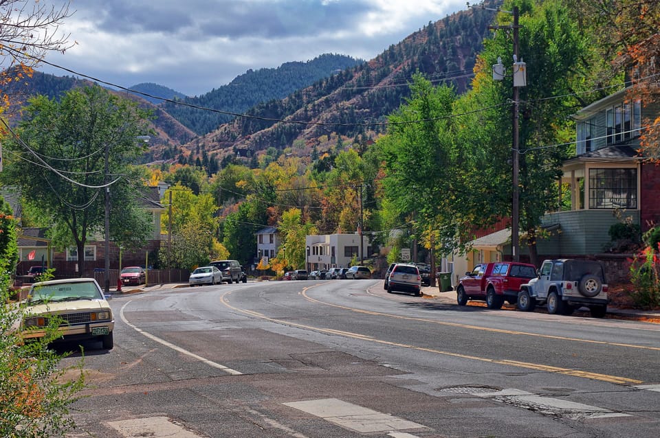 Downtown Manitou Springs is a block away!