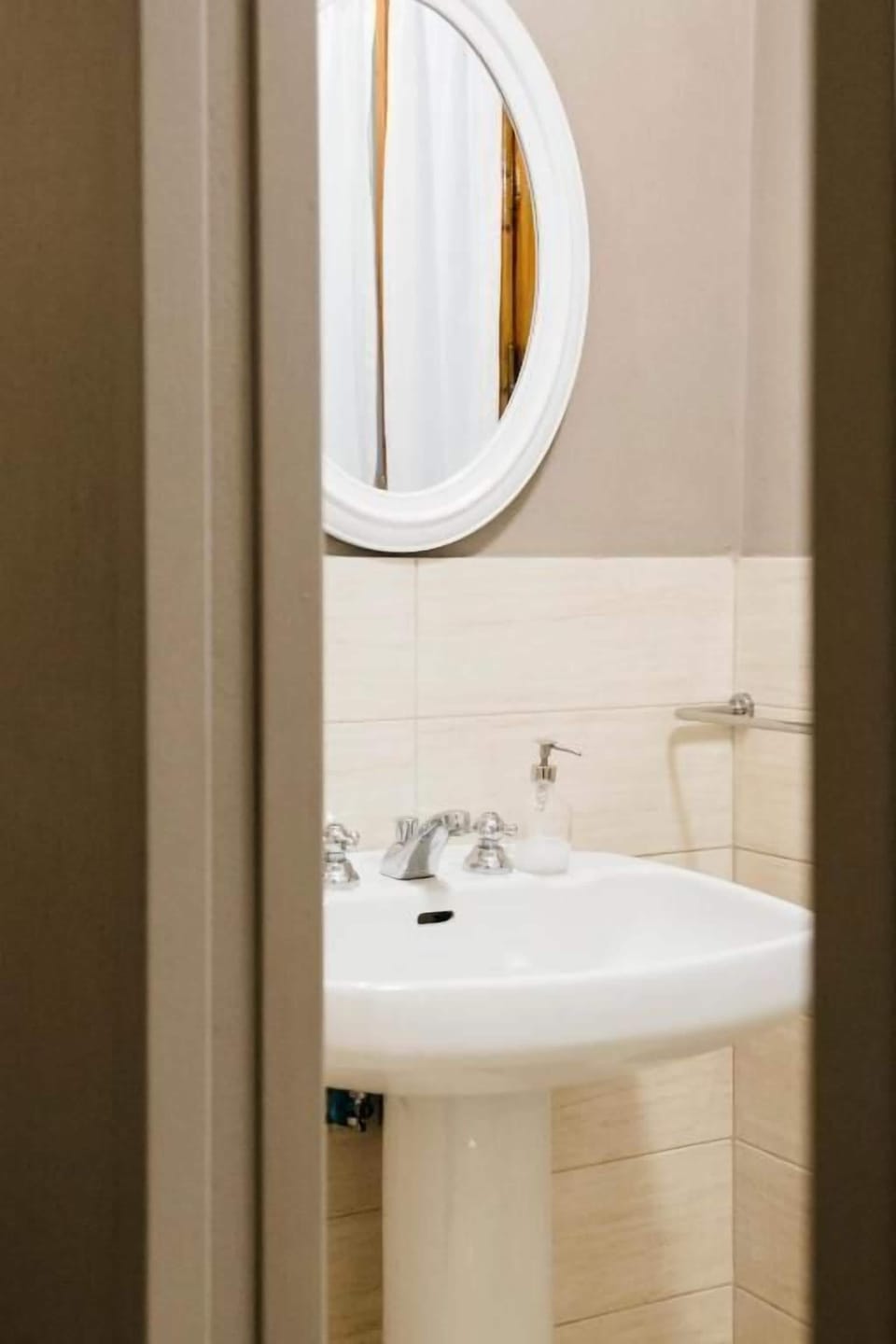 Comfort Double Room | Bathroom | Hair dryer, towels, soap, shampoo