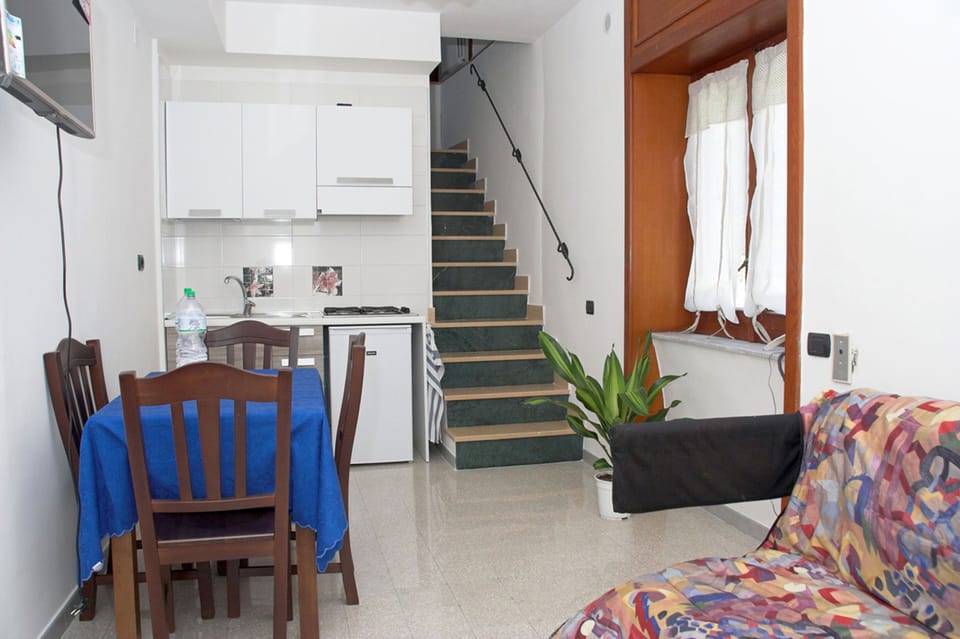 Duplex, 1 Bedroom | Living area | LED TV