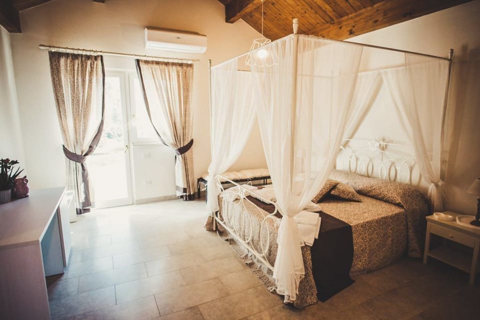 Superior Suite, 2 Bedrooms, Private Bathroom | Premium bedding, down comforters, pillowtop beds, in-room safe