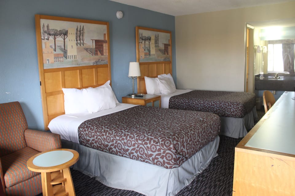 Deluxe Room, 2 Double Beds, Smoking | Desk, free WiFi, bed sheets