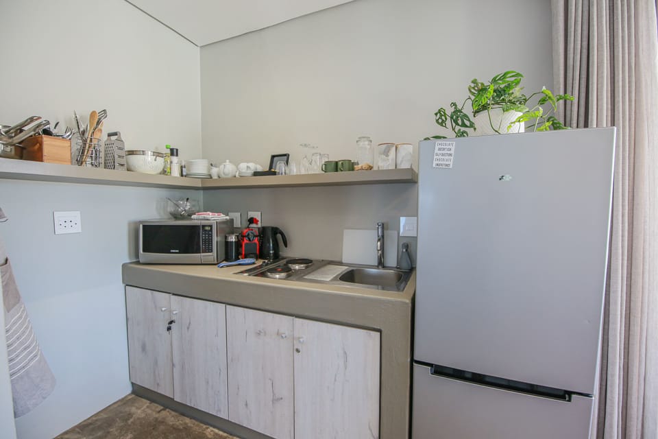 Family Apartment, 2 Bedrooms, Kitchenette, Garden View | Private kitchen | Espresso maker, coffee/tea maker, fridge, microwave